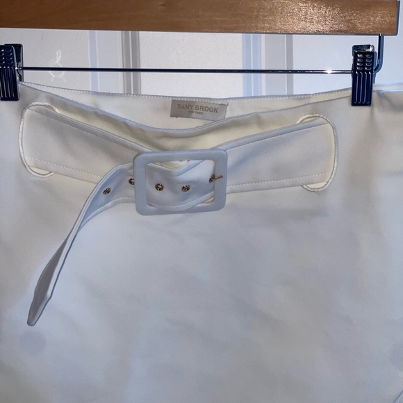RAMY BROOK Dara Mini Skirt Elegant Cream White Skirt {$295} Wide Belt Gold Med - Picture 5 of 8